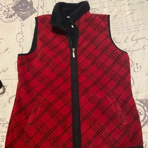 NWOT Karen Scott fleece vest